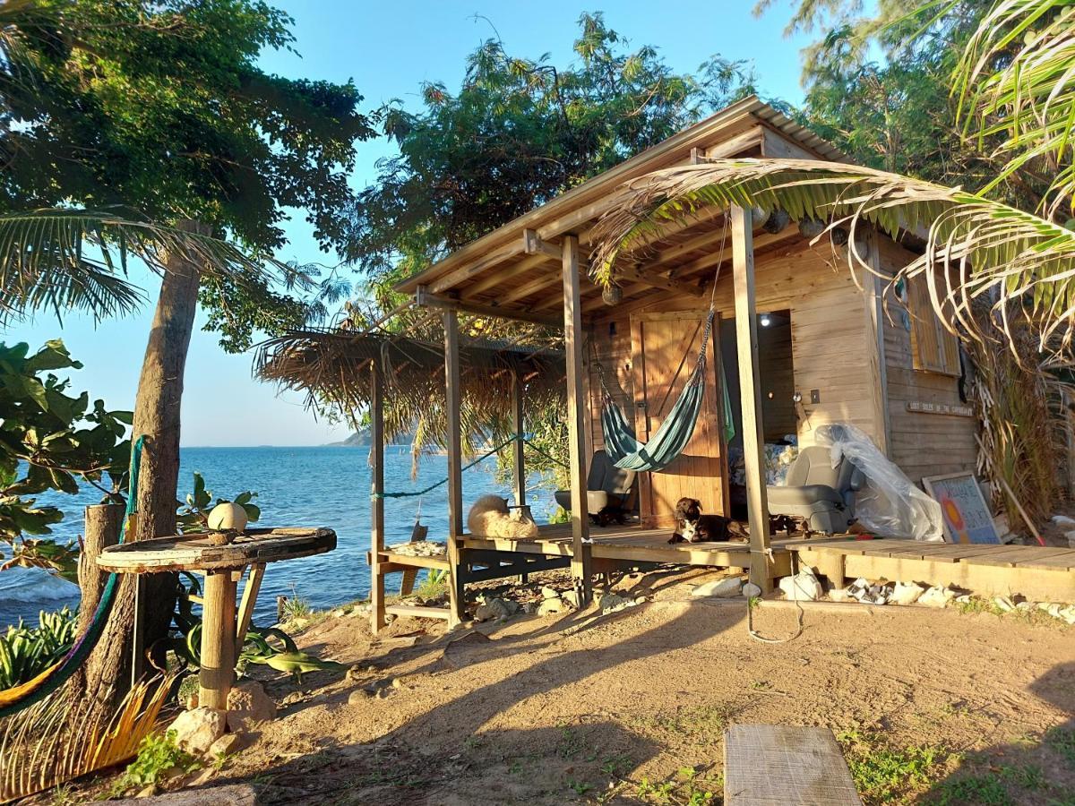 Guanaja Backpackers Hostel Eksteriør billede