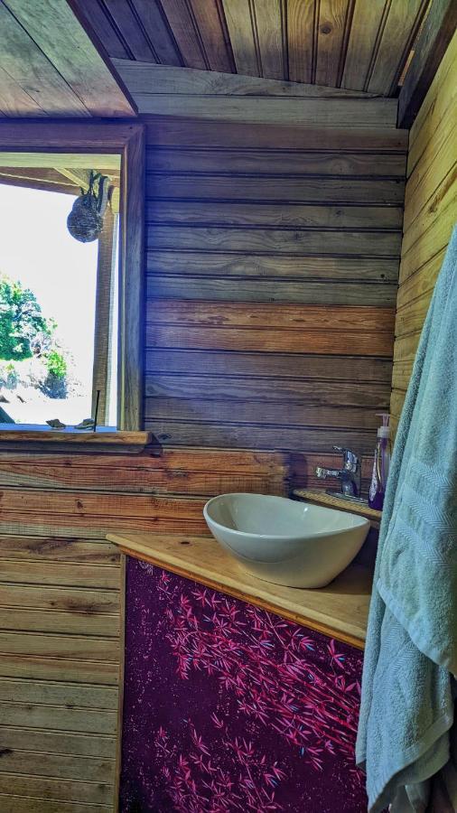 Guanaja Backpackers Hostel Eksteriør billede