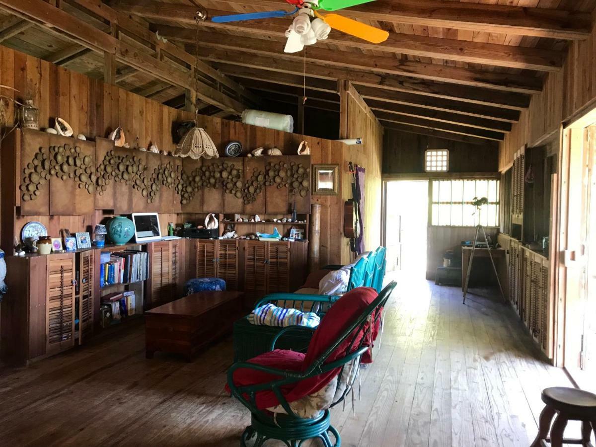 Guanaja Backpackers Hostel Eksteriør billede